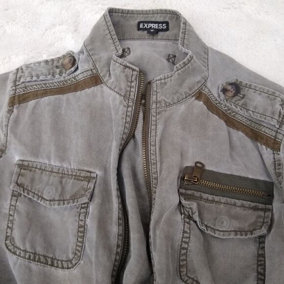 Express Jacket lightweight  - Picture 1 of 9